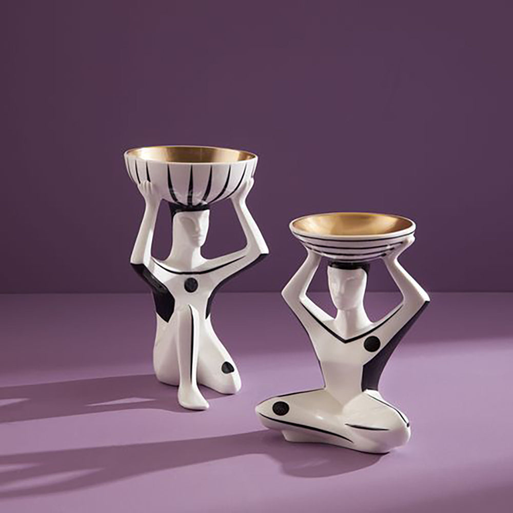 Cake stands & decorative bowls
