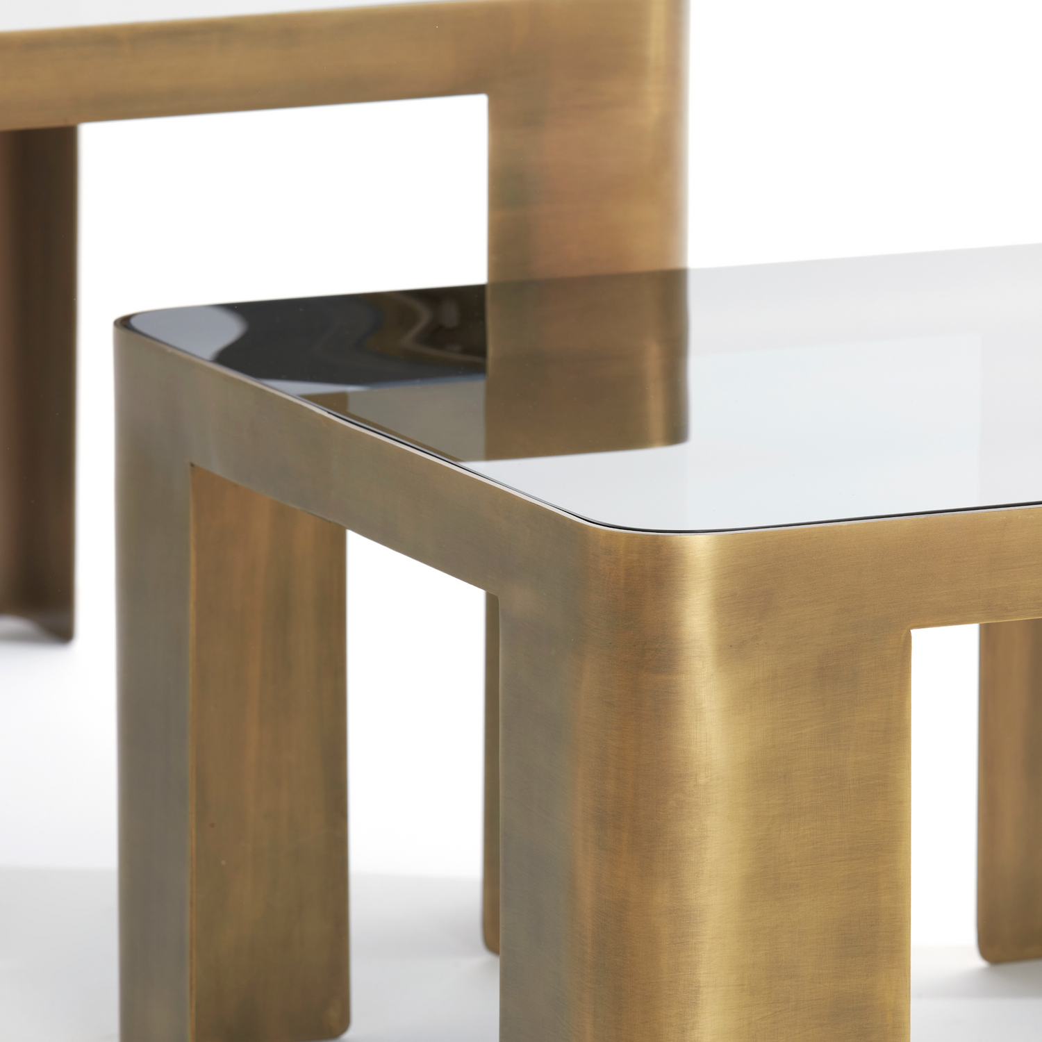 Elegantes zweiteiliges Couchtisch Set OXE von Light & Living