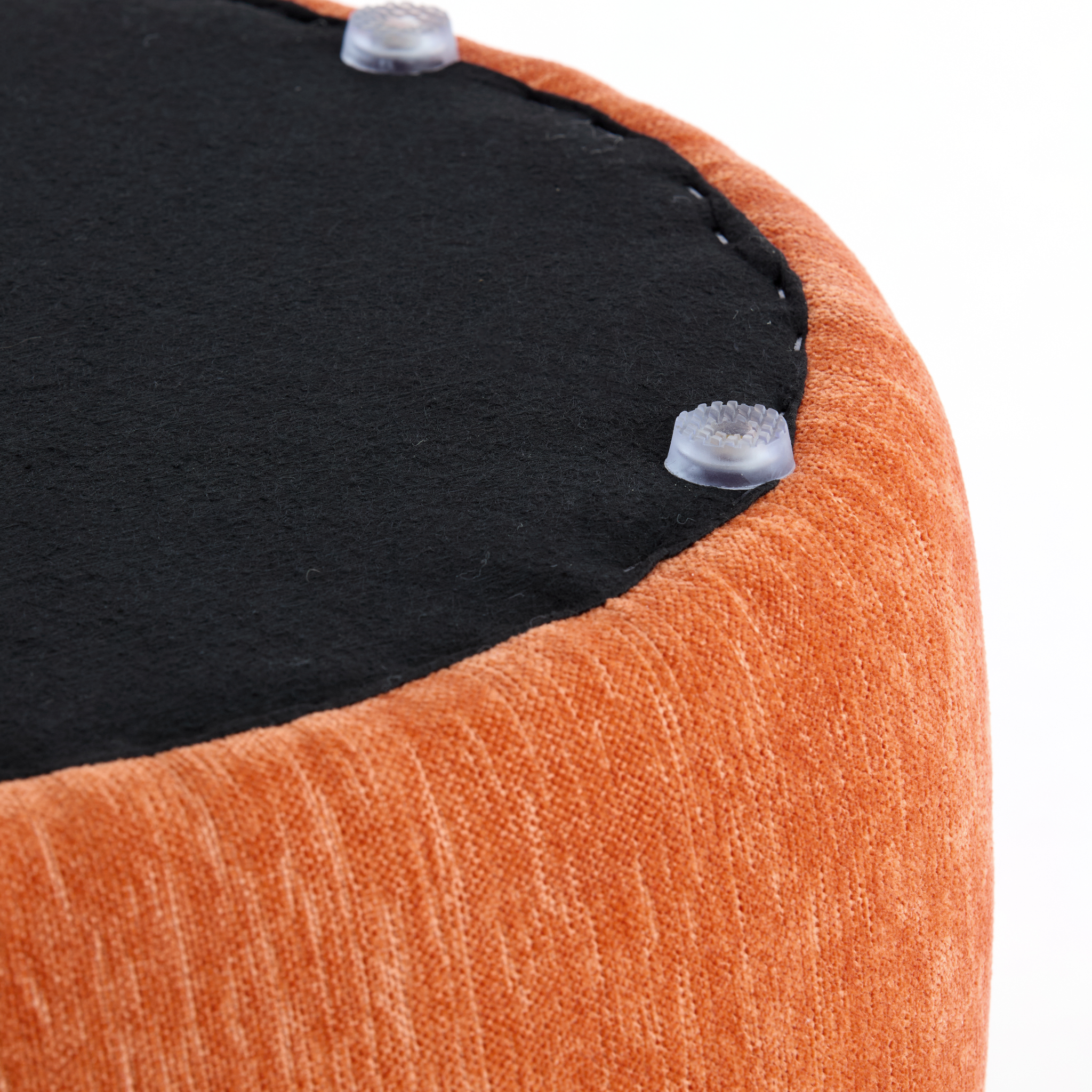 SIBIU: Der komfortable Sitzpouf in Orange.