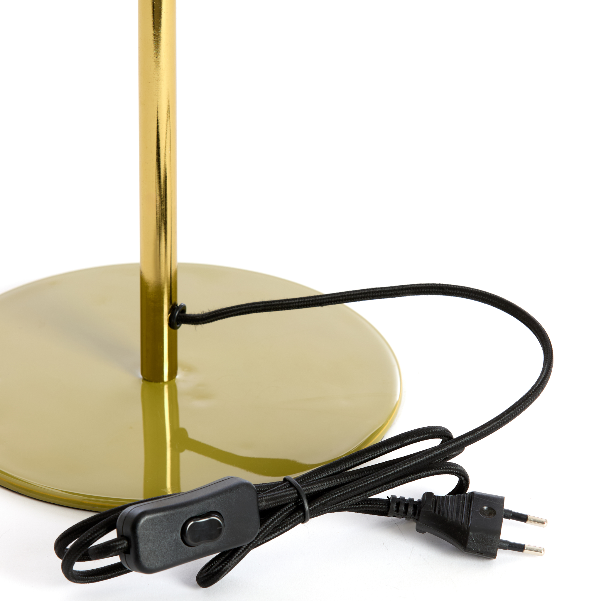 Glänzende olivgrüne Tischleuchte mit goldenem Standfuß.
