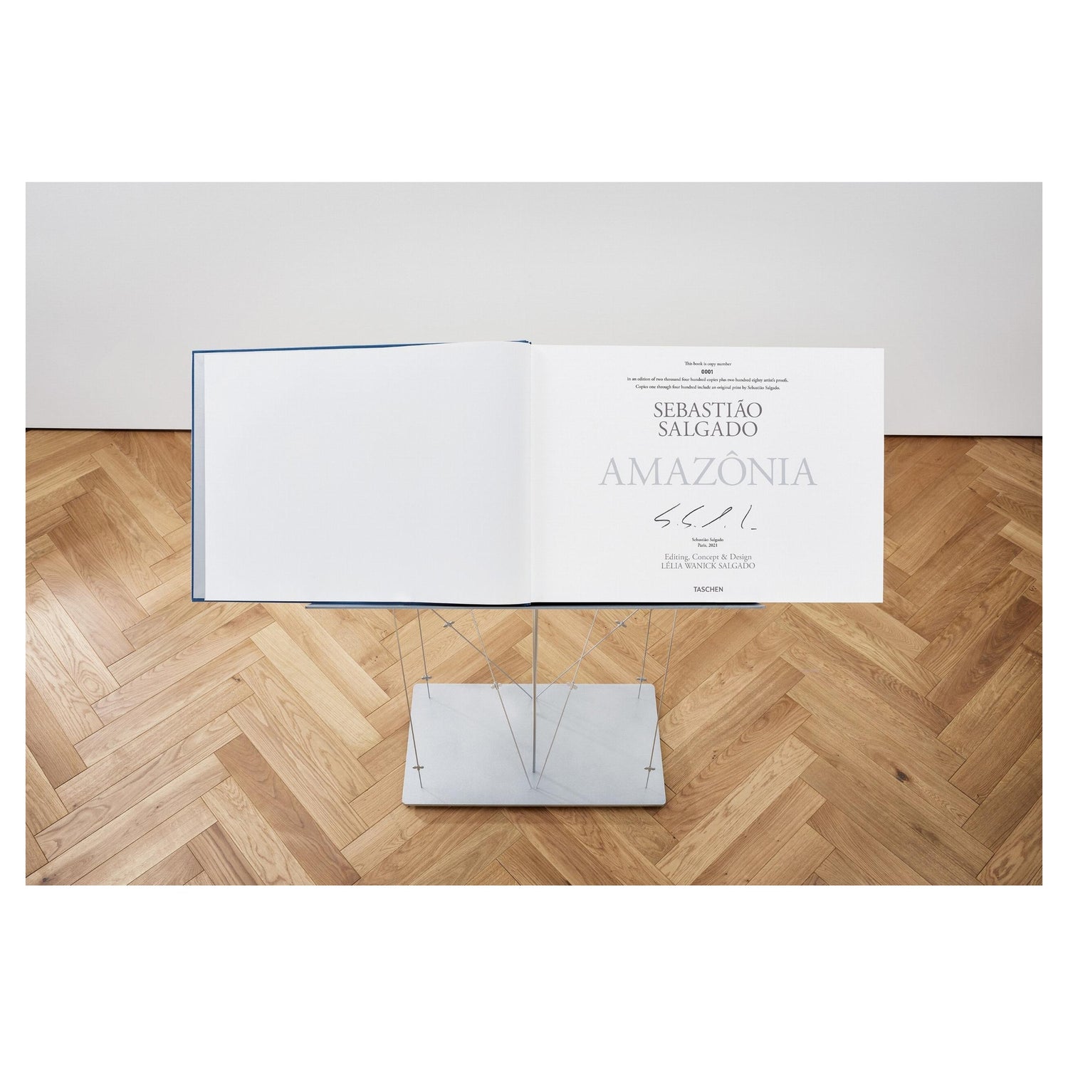 Exklusive Präsentation der Amazonia Art Edition mit SUMO-Buch und Wandgalerie