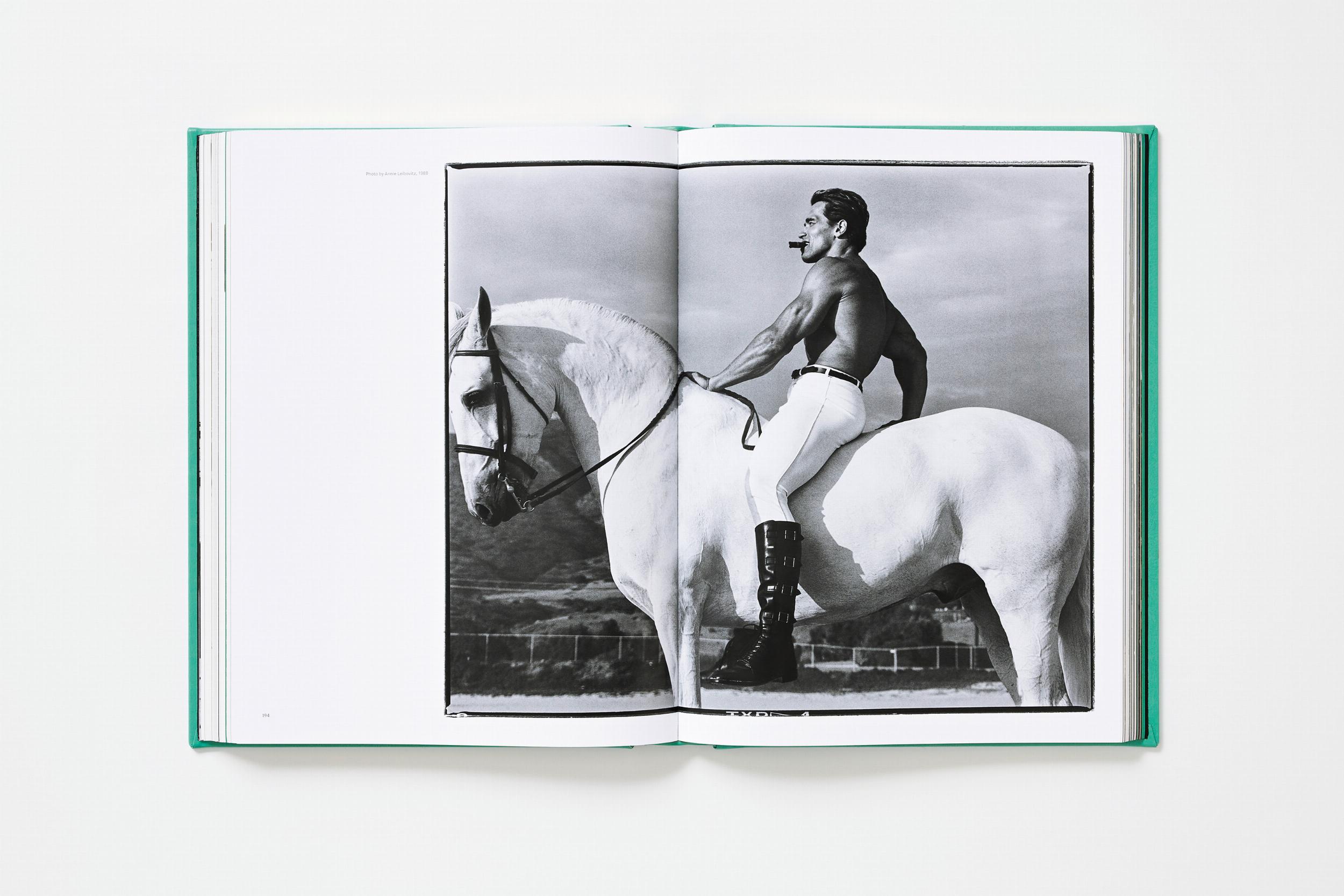 ARNOLD. Capitello Edition en XXL, edición limitada