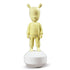 Deko Skulptur THE GUEST der Marke Lladró in Gelb small