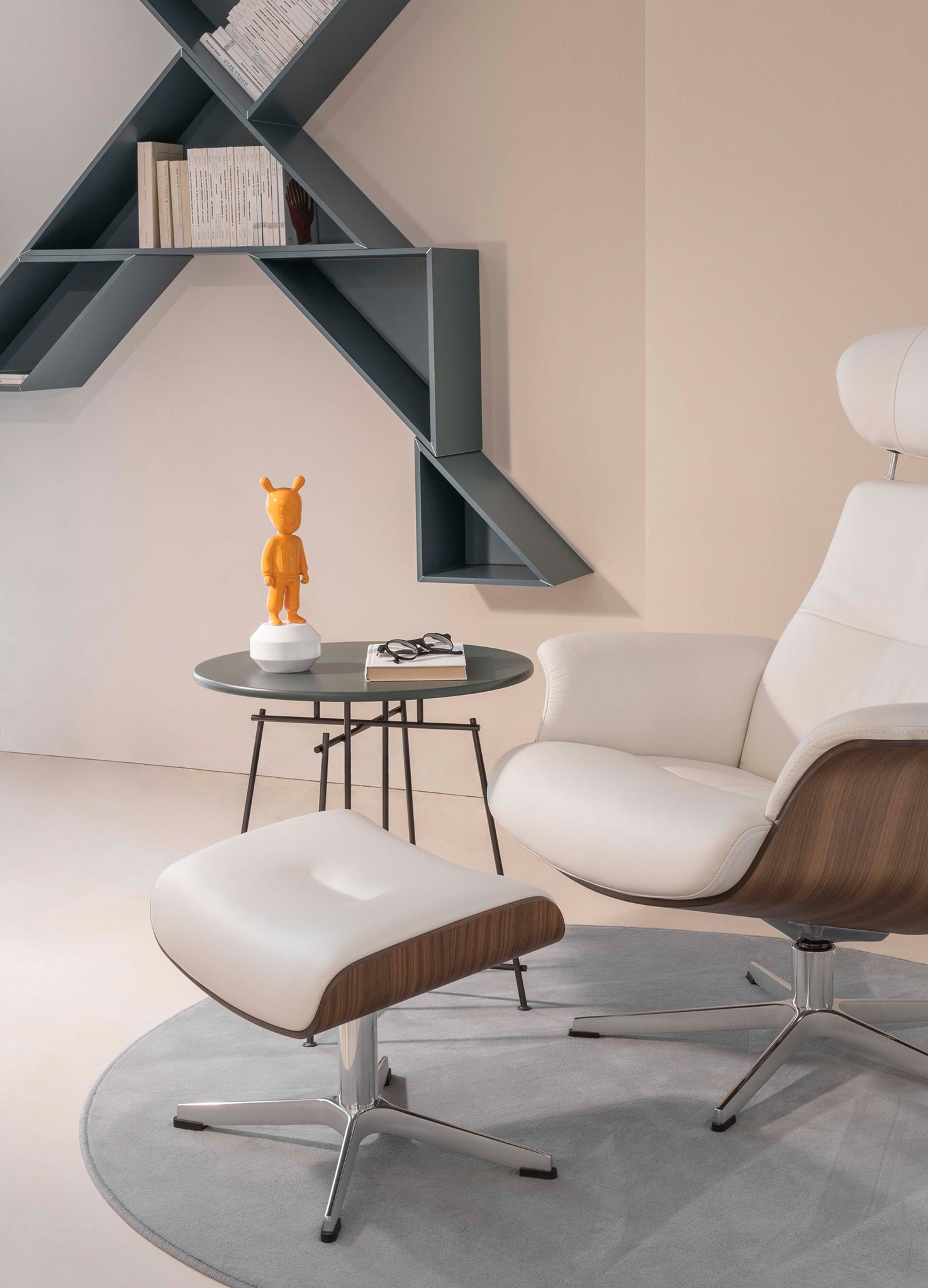 Deko Skulptur THE GUEST der Marke Lladró in diversen Farben und Größen