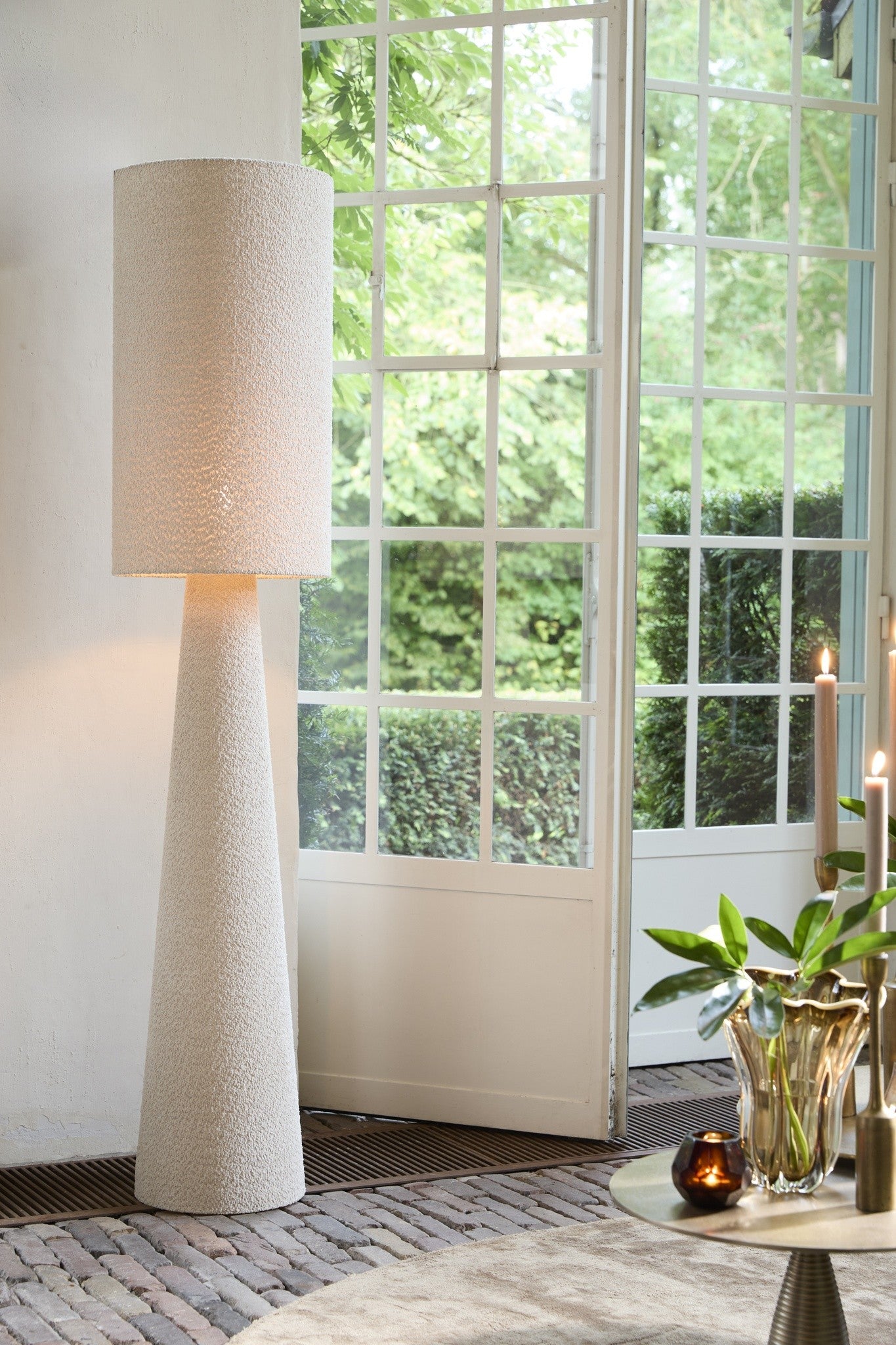 Elegante Stehleuchte Ø38x180 cm MICKY sand als Designhighlight