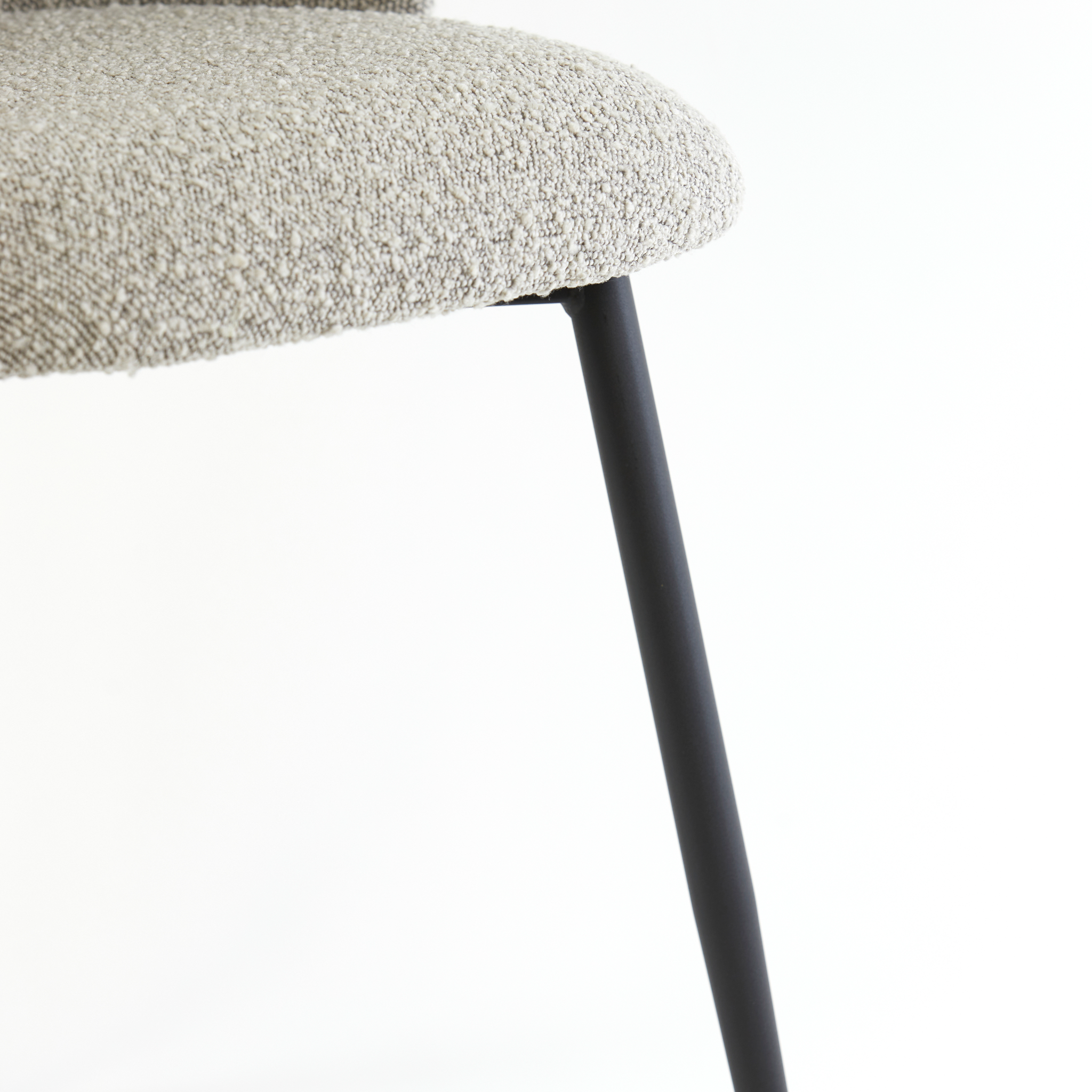 Designerstuhl ELYNA von Light & Living mit komfortabler Sitzfläche und modernem Look