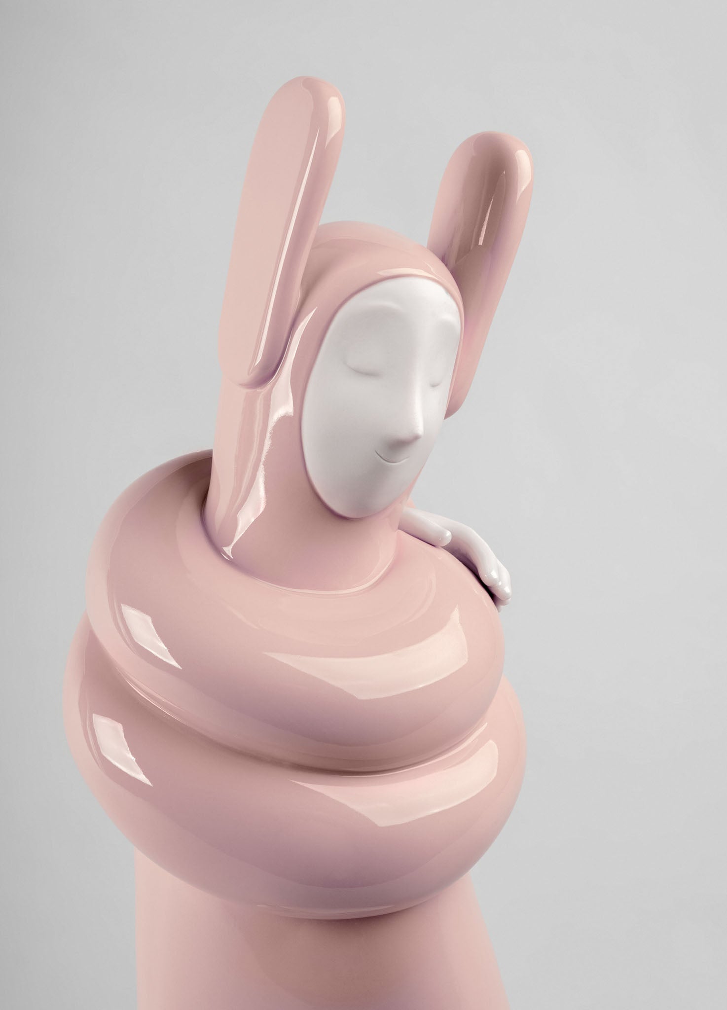 Figur EMBRACED in Pink der Marke Lladró