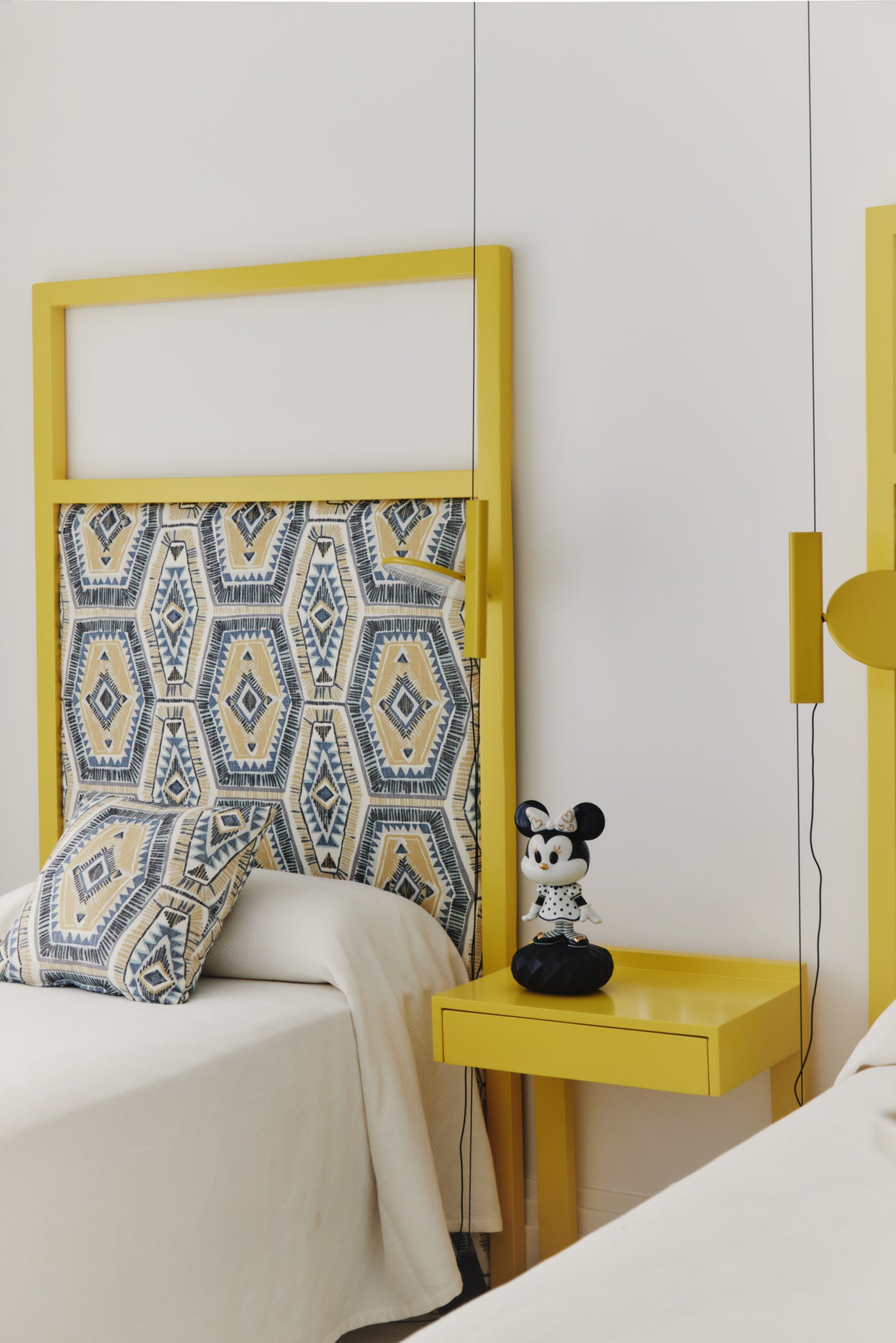 Figur MINNIE in Schwarz und Weiß von Lladró