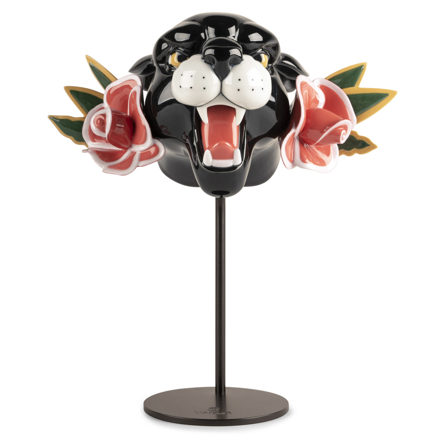 Porzellanfigur eines schwarzen Panthers mit geöffnetem Maul und floralen Elementen.