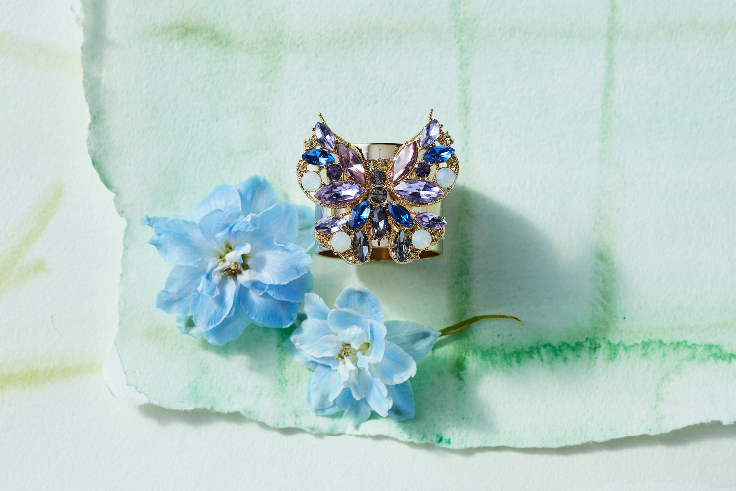 Serviettenringe Butterfly mit Glassteinen in blau und lila