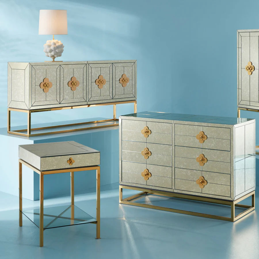 Spiegelkommode DELPHINE SIX-DRAWER von Jonathan Adler, veredelt mit einer kunstvoll gealterten Spiegelfront