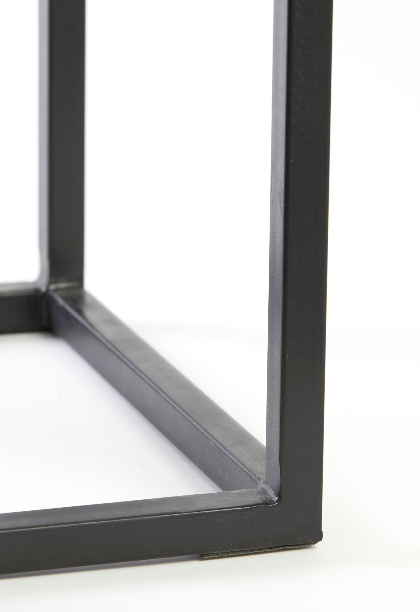 Das stählerne Design zeugt von Robustheit und Langlebigkeit