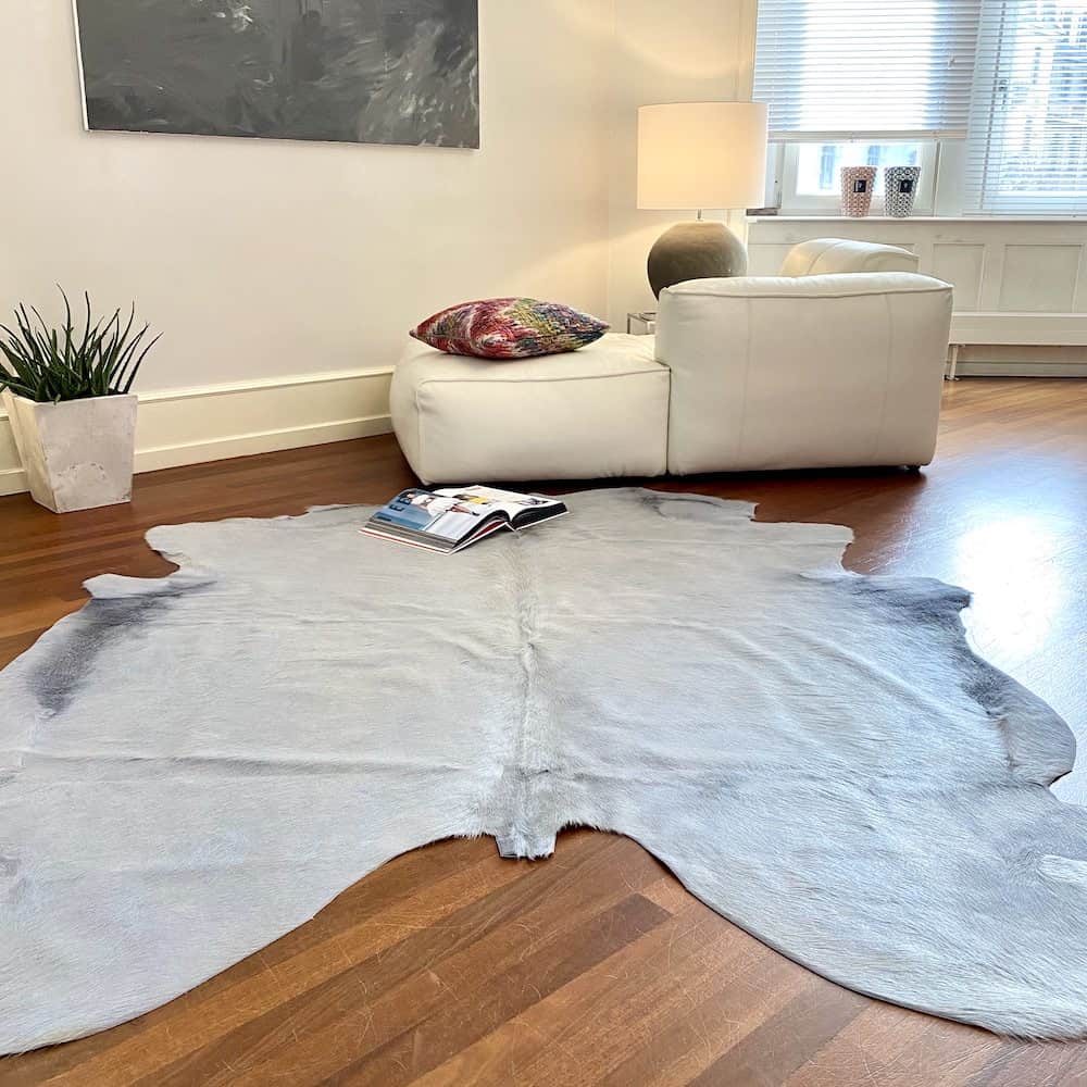 Kuhfell Teppich Silber Grau ca. 5 m² / Stierfell