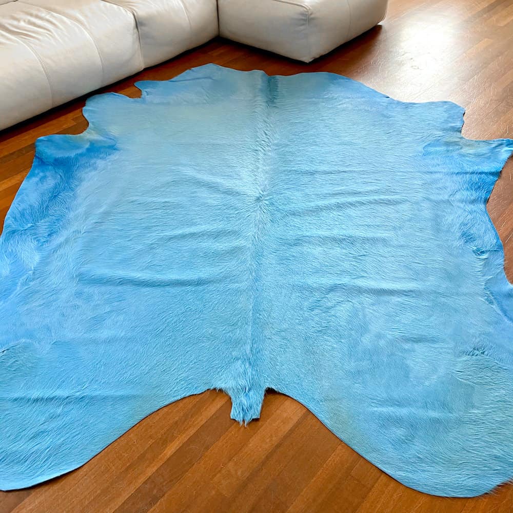 Kuhfell Teppich Himmel Blau