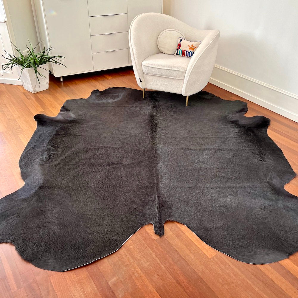 Cowhide carpet in asphalt gray approx. 5 m² / bullskin