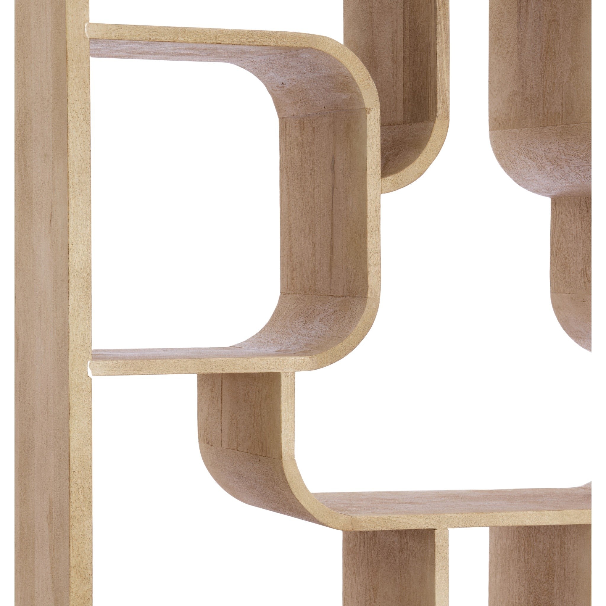 Elegantes Holzregal mit offenen Elementen in Mattoptik