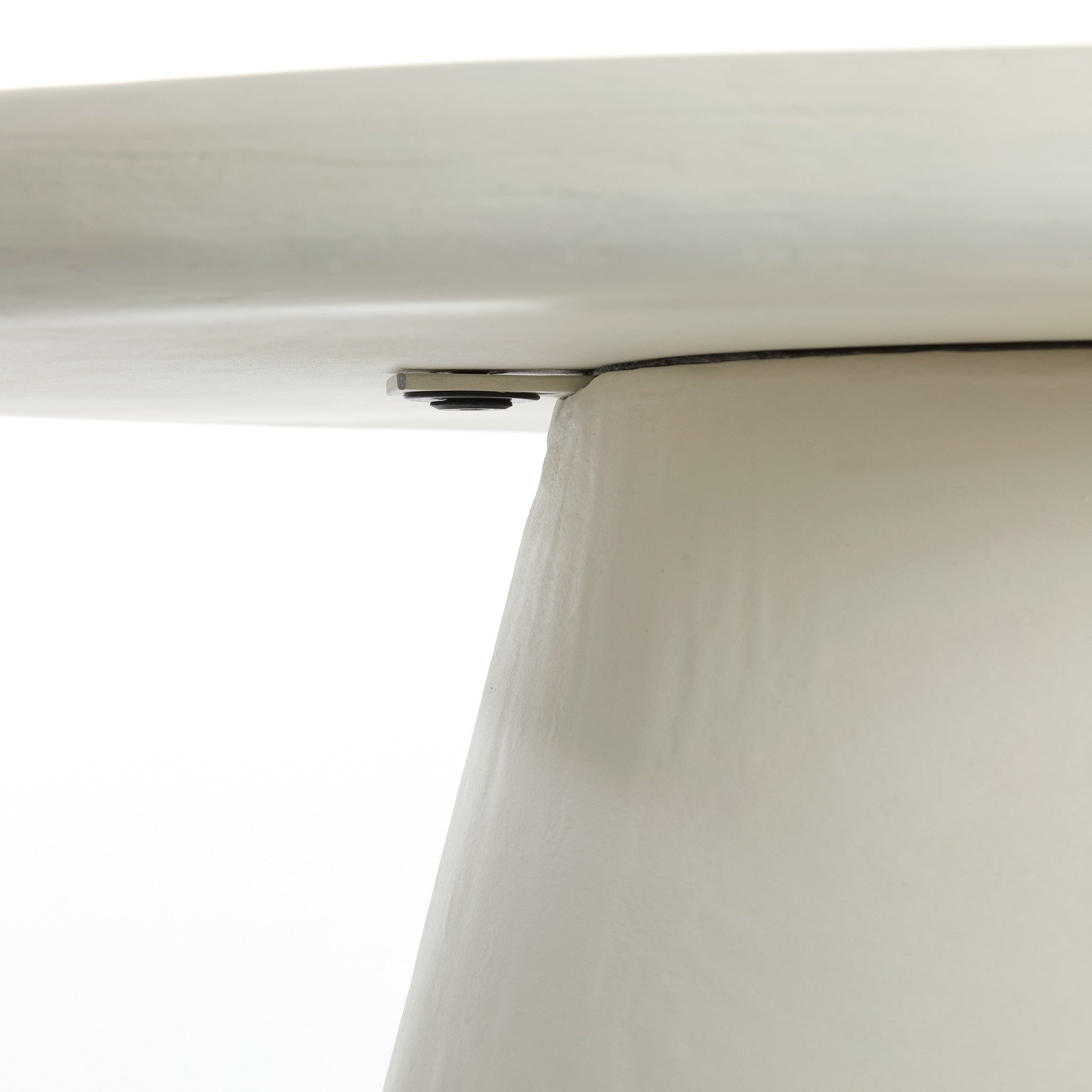 Hochwertiger KULONA Couchtisch crème mit 70 cm Durchmesser