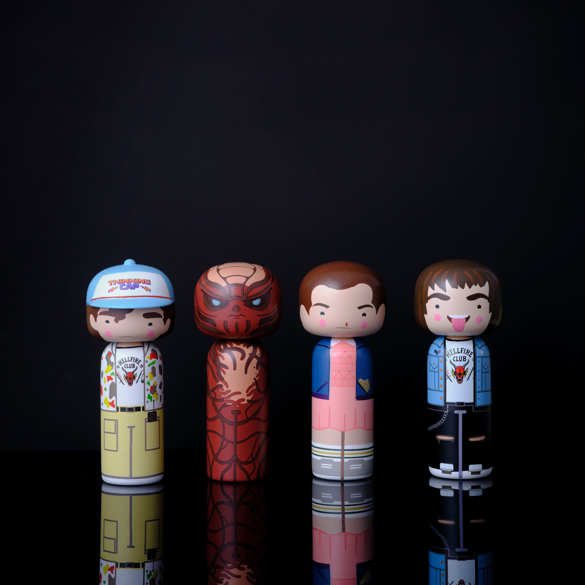 Handbemalte Dustin-Henderson-Holzfigur von Lucie Kaas