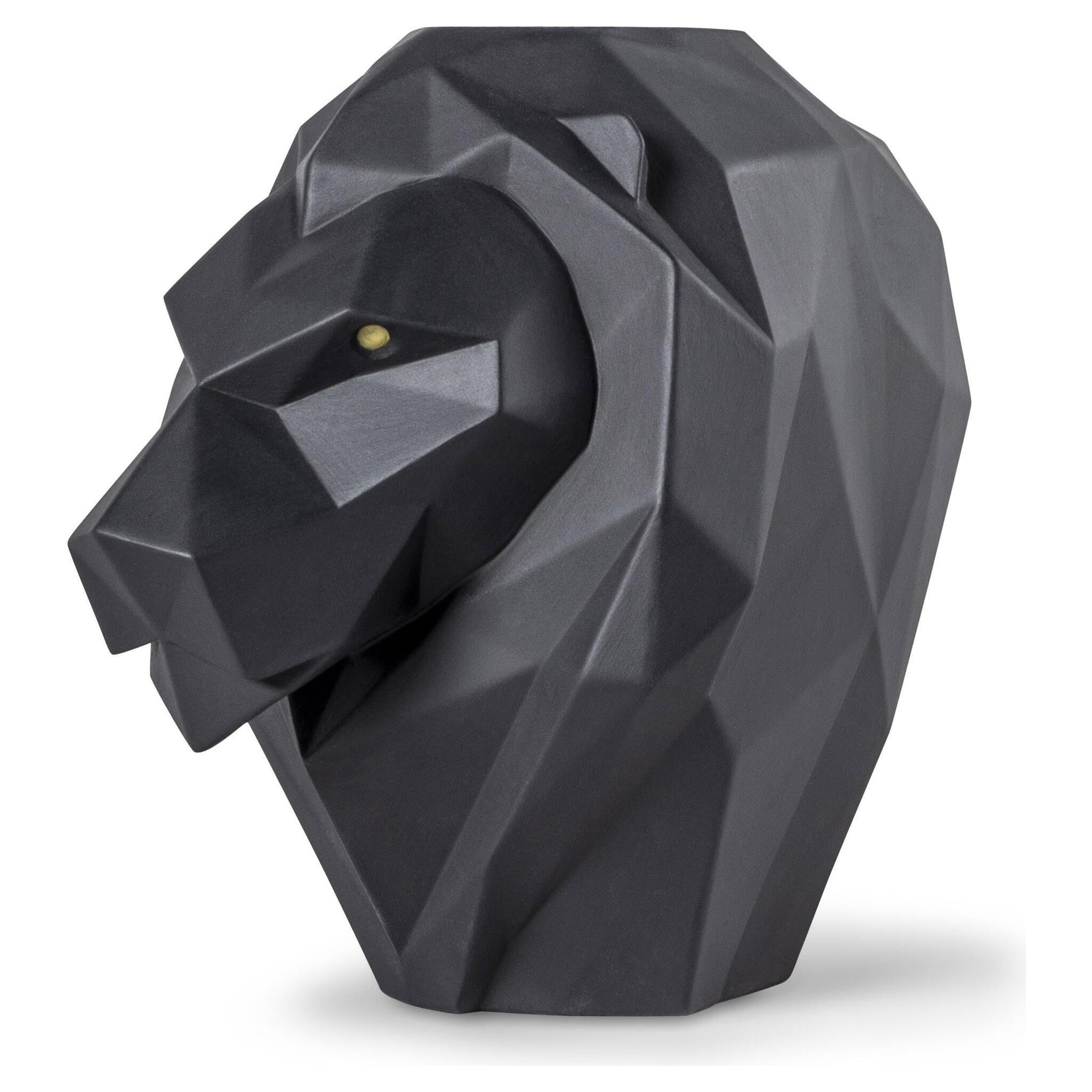 Origami-inspirierter Löwenkopf in Schwarz mit Diffusorstäbchen