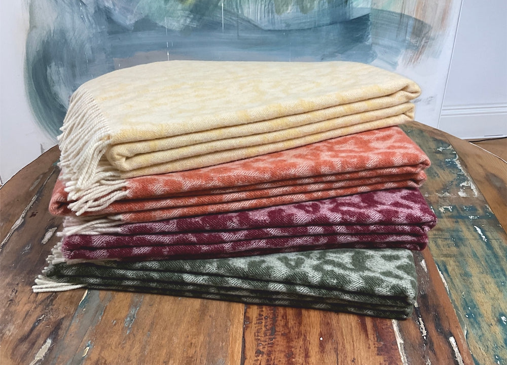plaid-leo-Decke LEO aus Wollewolle-carma-decken