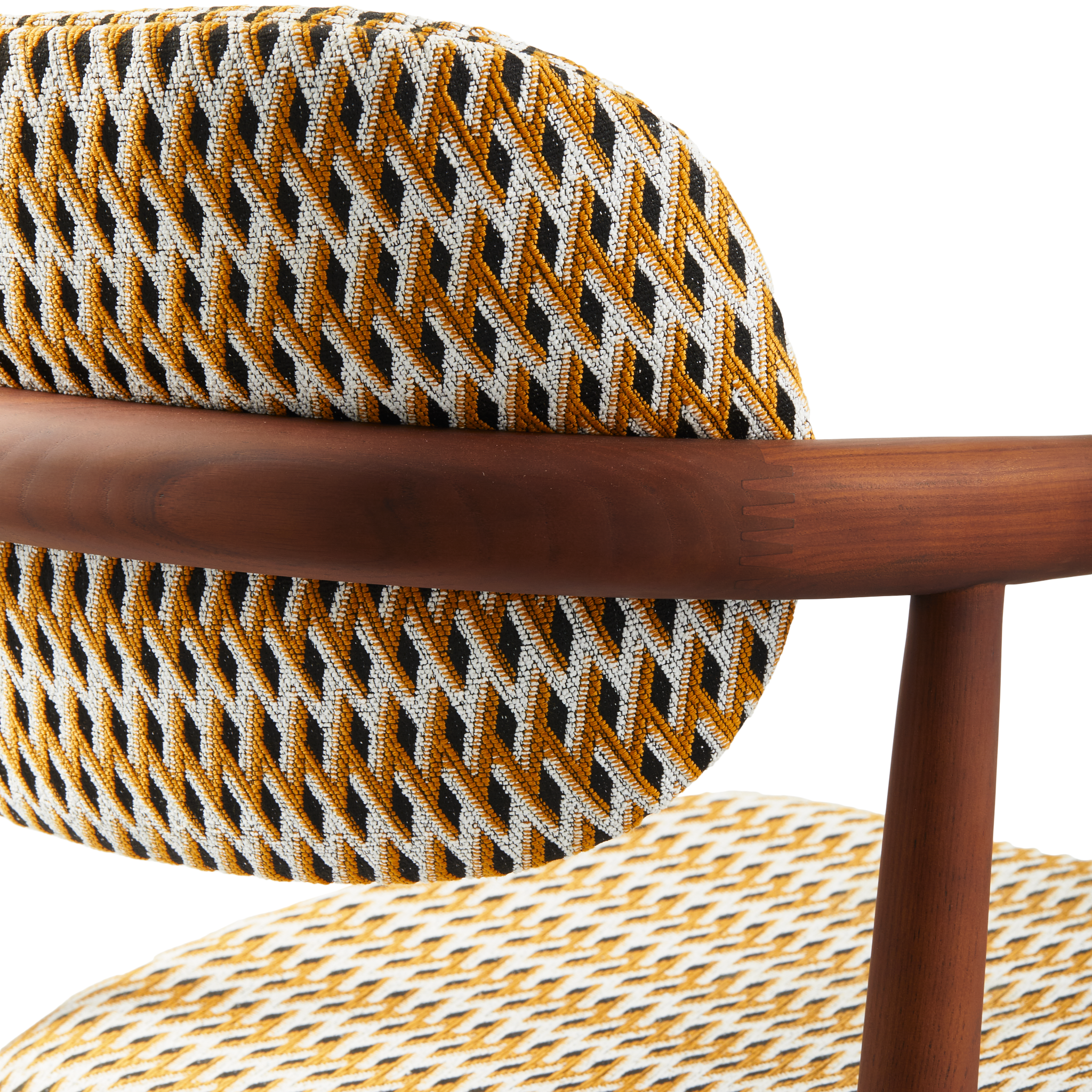 Gemusterter Dining Chair mit Holzrahmen