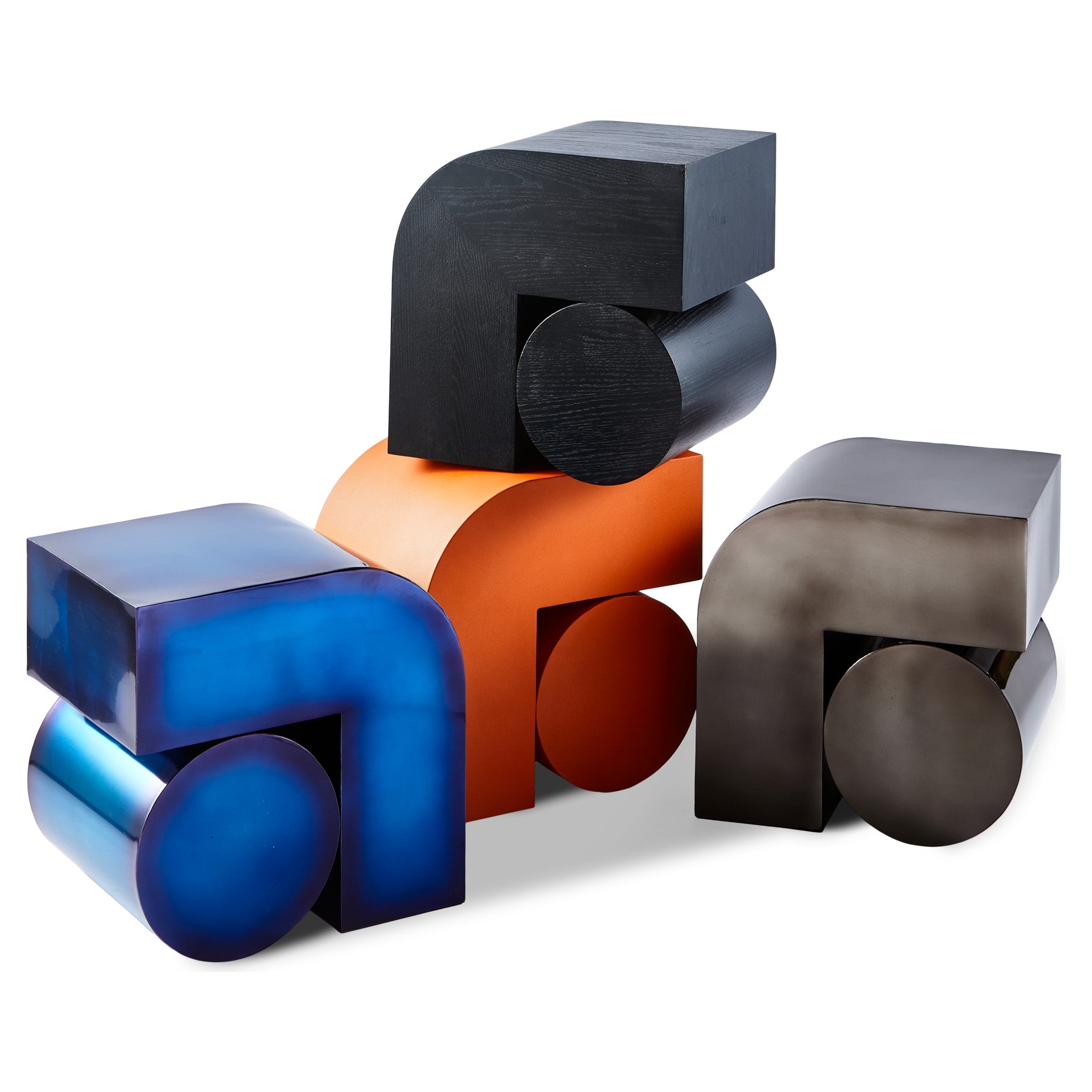 Skulpturaler Beistelltisch in Orange mit geometrischer Form