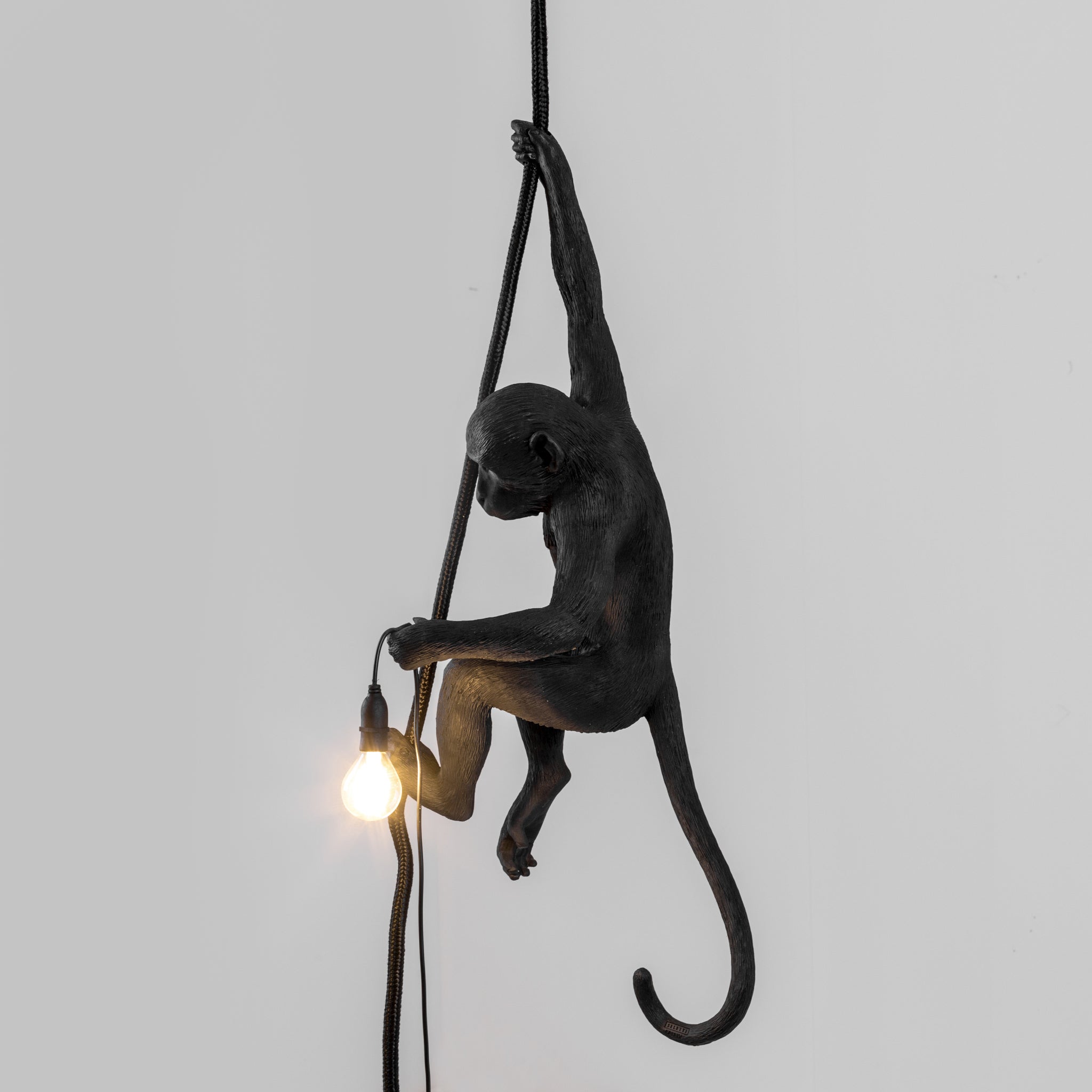 Seletti Monkey Lamp – schwarze Affenlampe mit LED