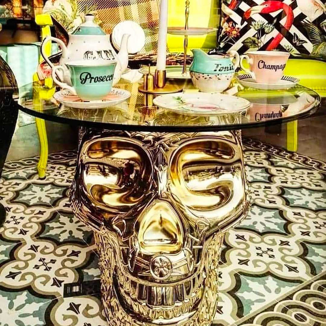Stuhl & Beistelltisch MEXICO in Gold von Qeeboo