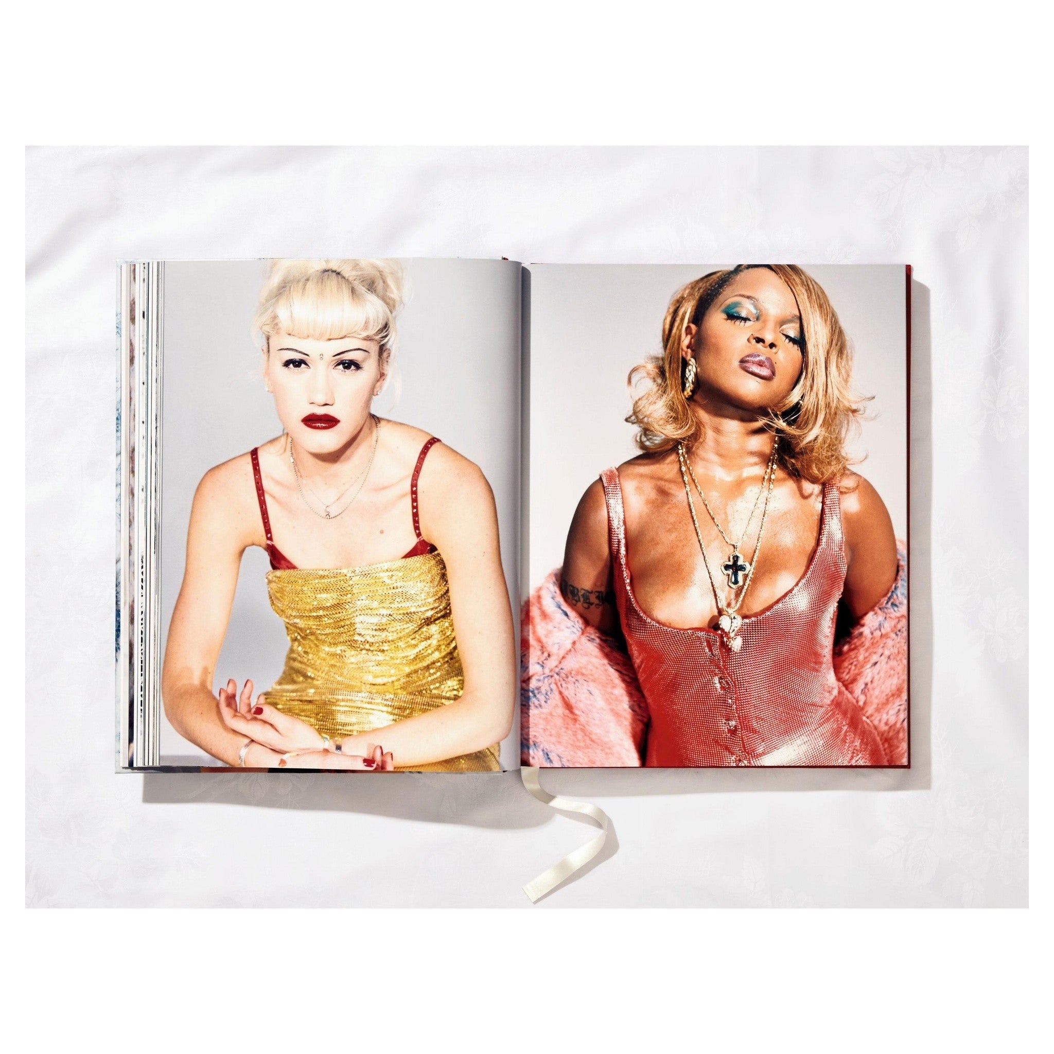 TASCHEN Edition mit 35 Jahren Fotografie von Bettina Rheims