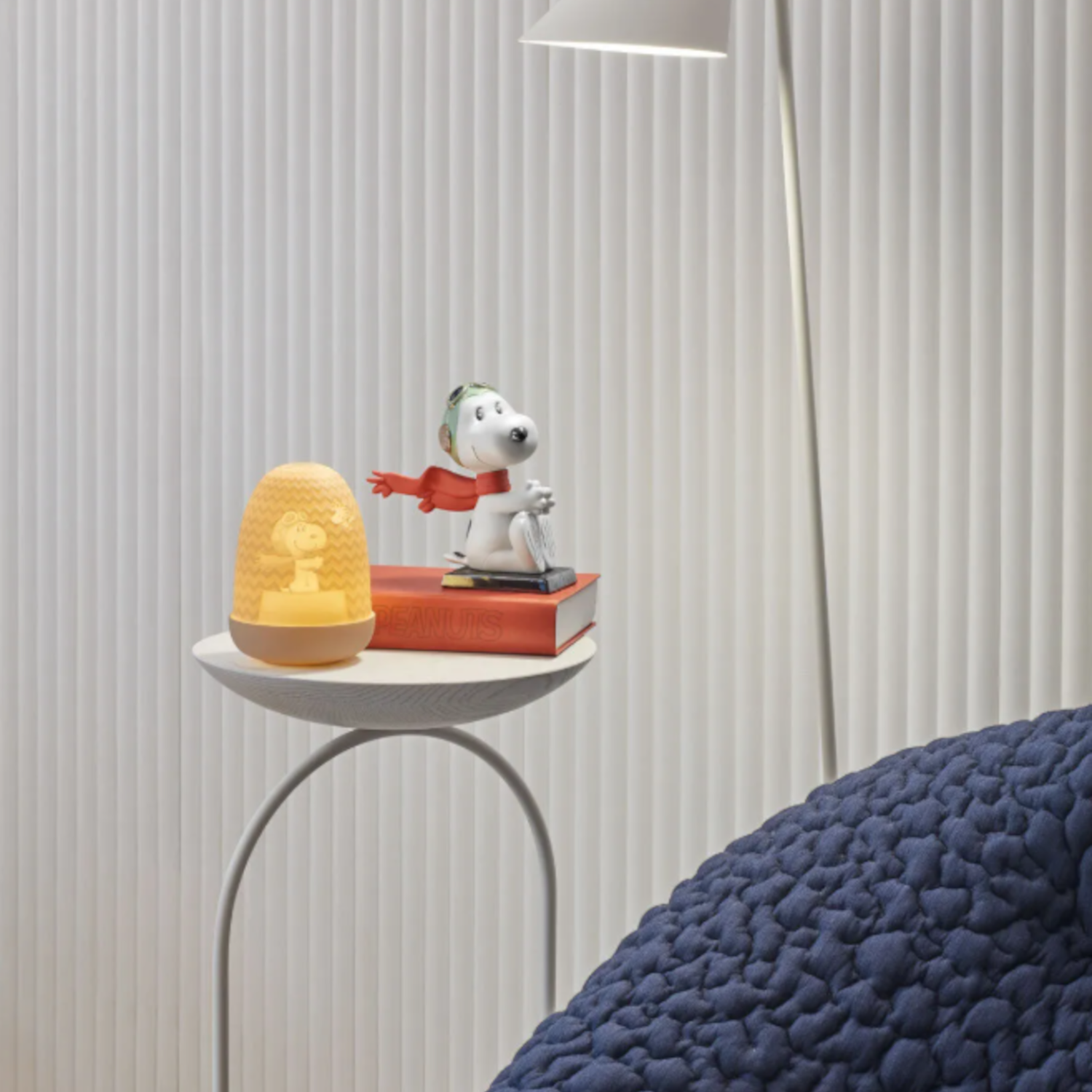 Lladró Snoopy Tischlampe mit Lithophanie-Technik und LED-Beleuchtung