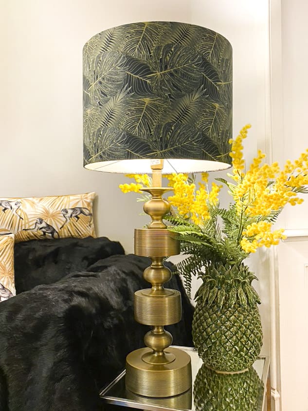Tischlampe TAIKA von Light & Living