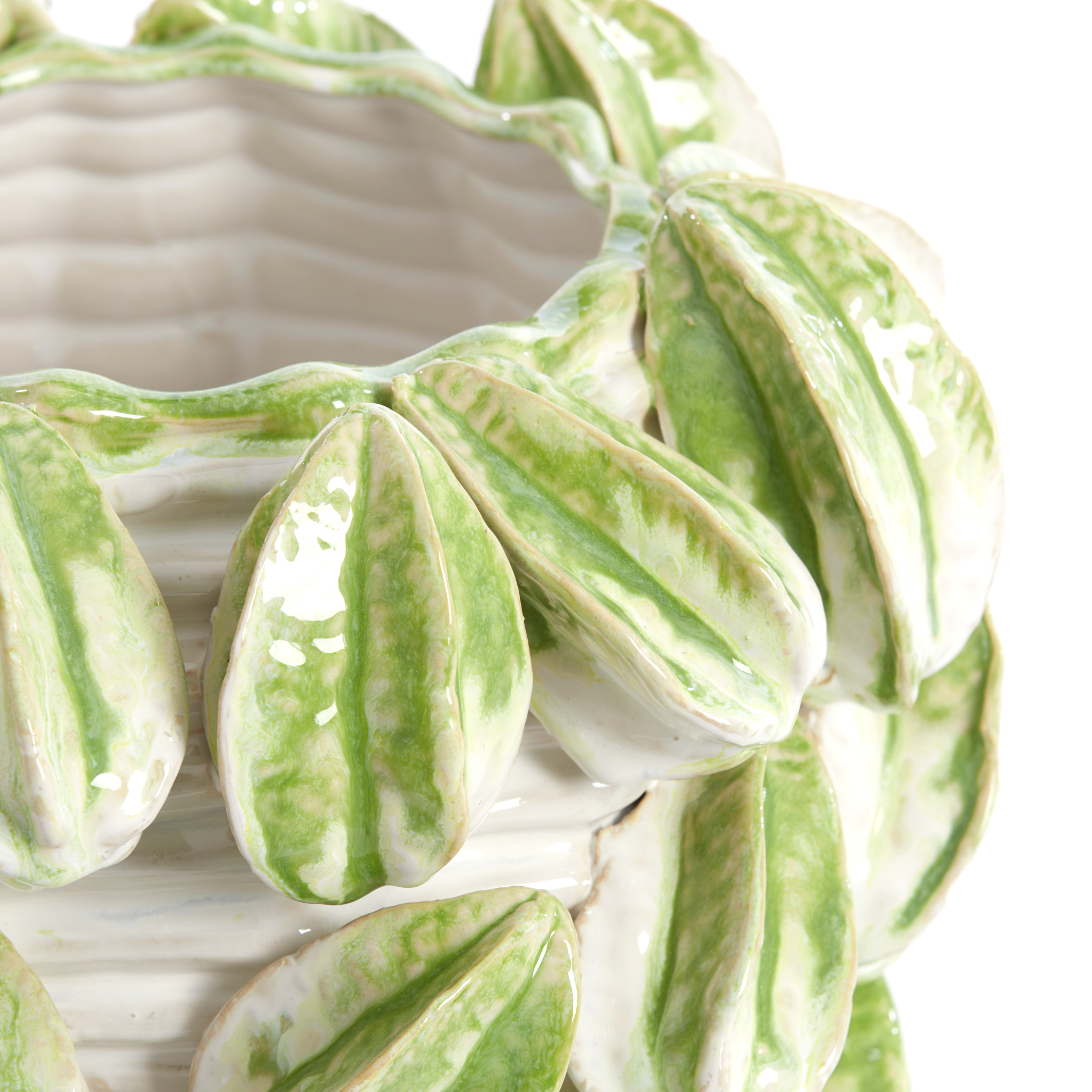 Detailansicht der CARAMBOLA Keramikvase mit Sternfruchtmuster