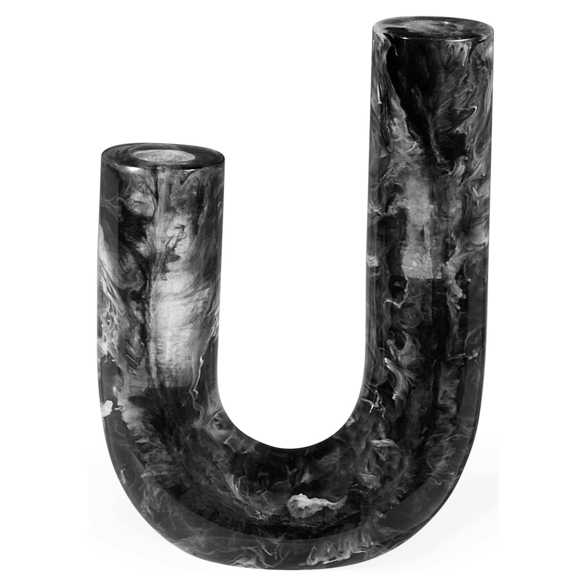 Elegante Mustique Vase aus handgegossenem Acryl von Jonathan Adler