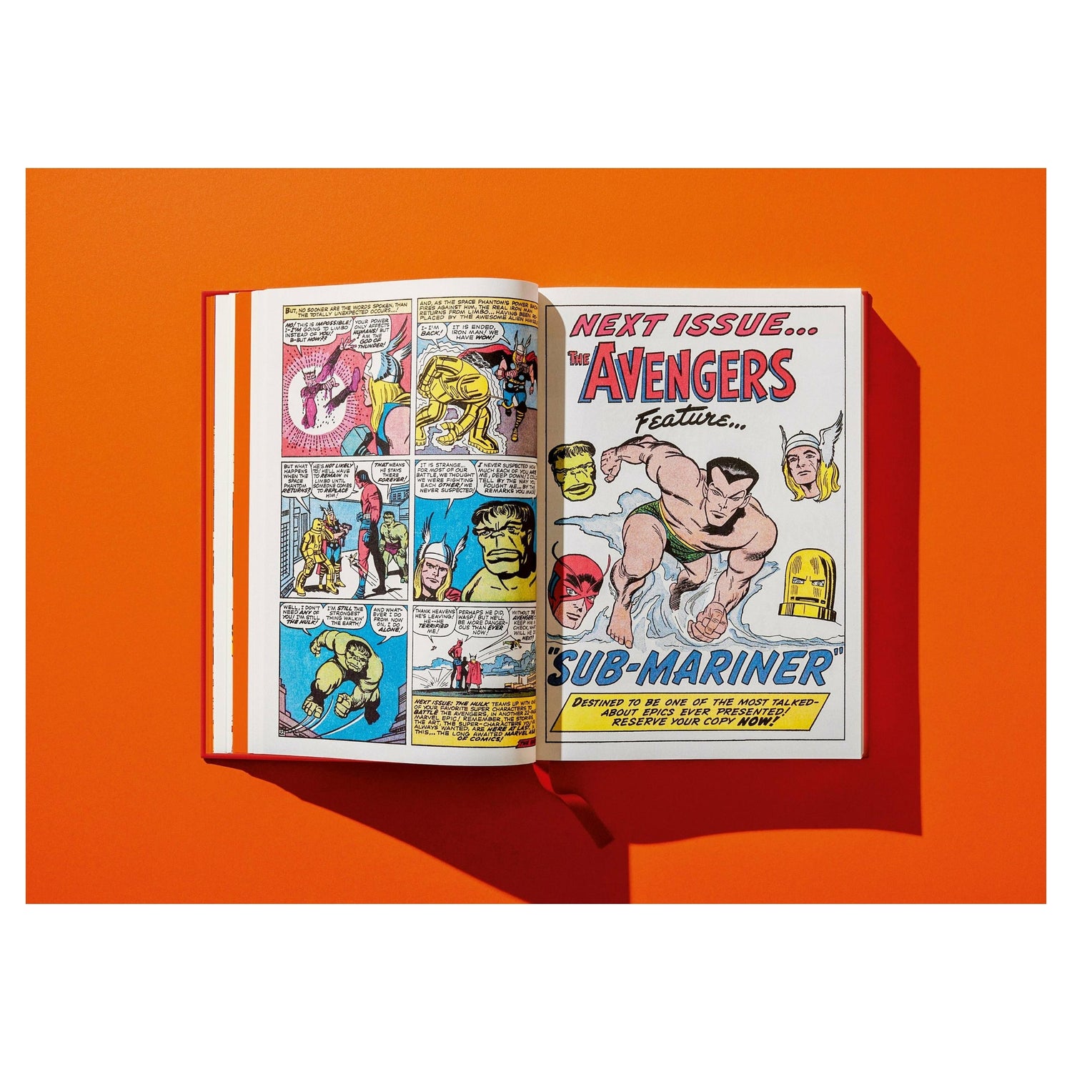 Restauriertes Panel mit dynamischer Superheldenaktion