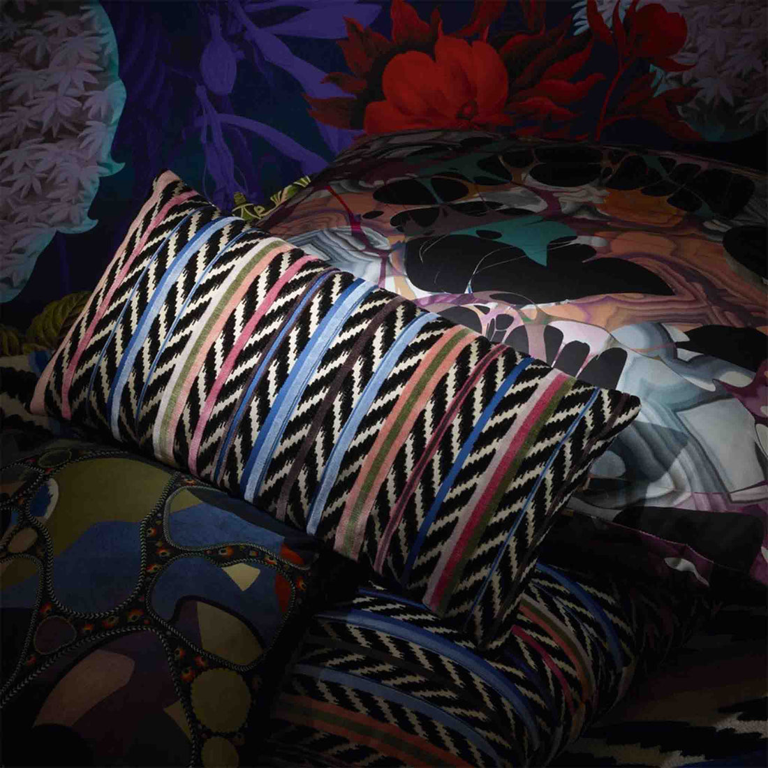 Kissen mit Streifen im Design von Christian Lacroix - im Wohnbereich