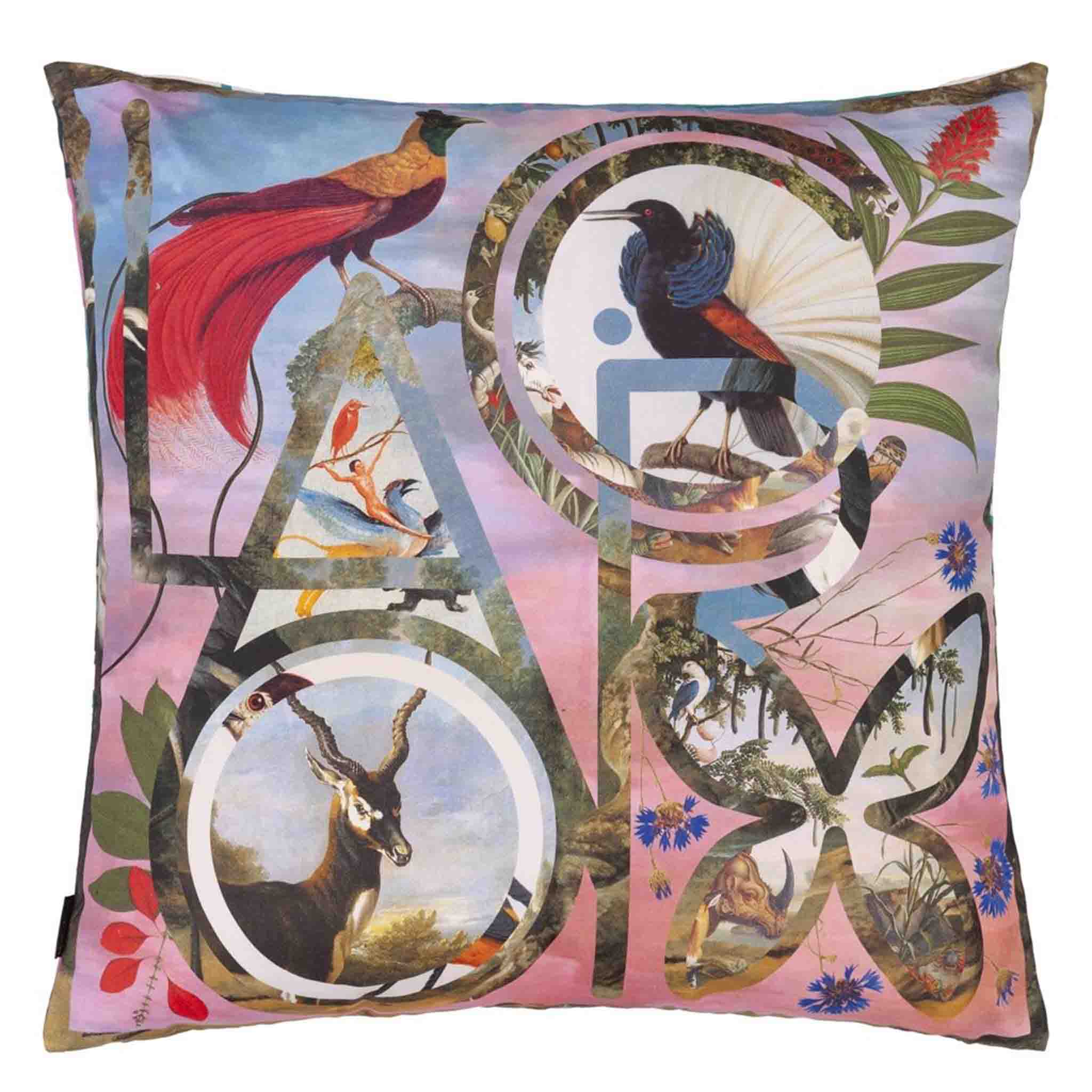 Kissen im Design von Christian Lacroix - Exotische Tiere auf der Vorderseite