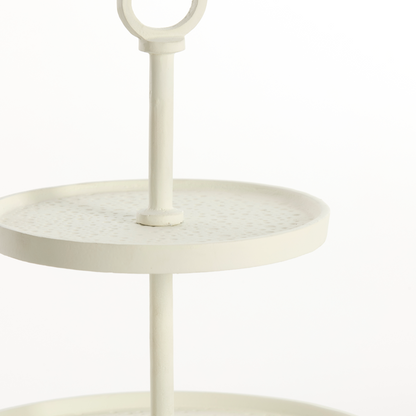 Etagere von Light &amp; Living in Creme.
