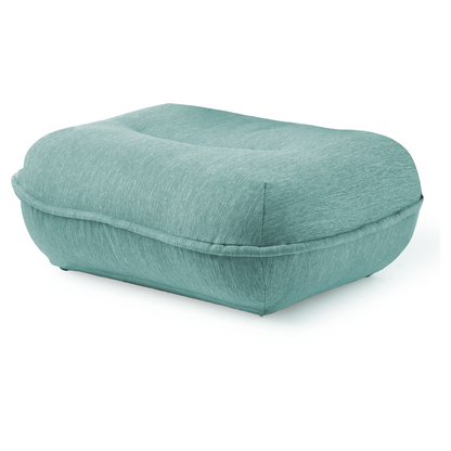 Aquamarinblauer Puff Pouf Berry von Pols Potten – Ansicht von vorne
