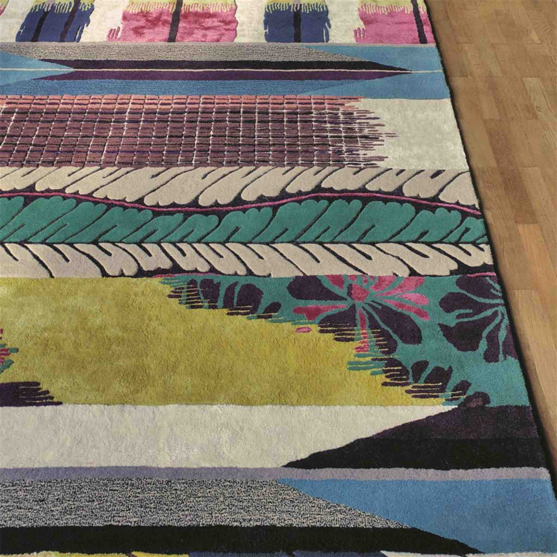 Teppich im Design von Christian Lacroix - mit Mustern