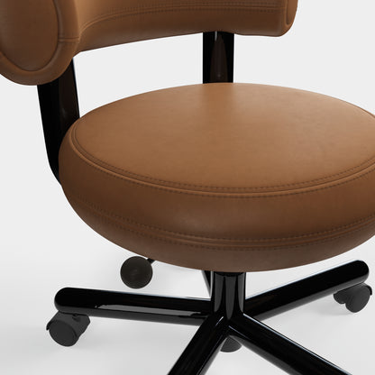 Fat Work Chair Cognac Leder – Gepolsterter Design Bürostuhl mit Rollen