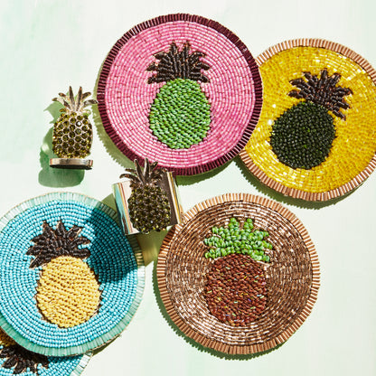 Untersetzer mit Ananas Motiv, handbestickt mit bunten Glasperlen