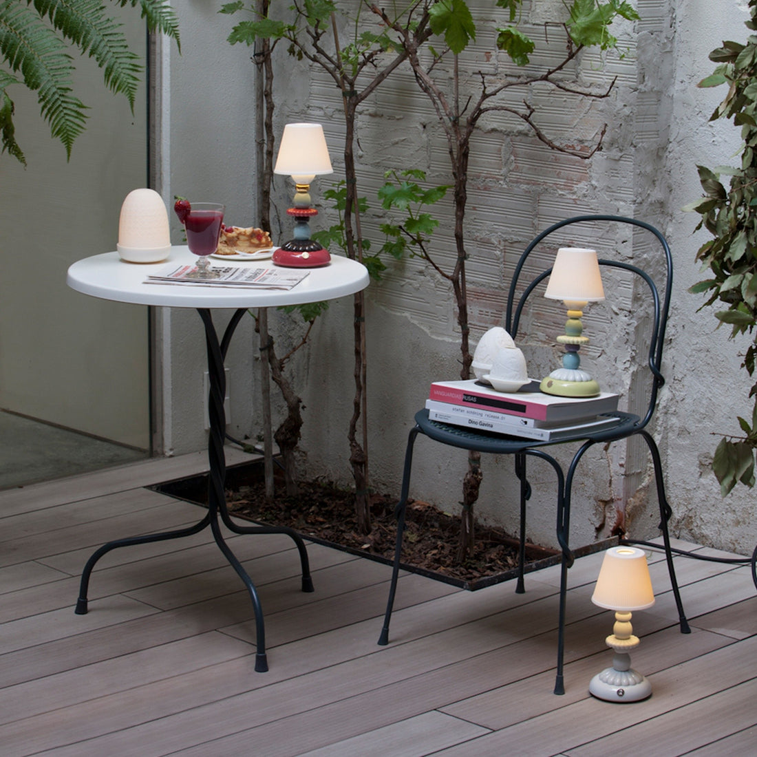 Kabellose Firefly Lotus Tischlampe Golden Autumn von Lladró