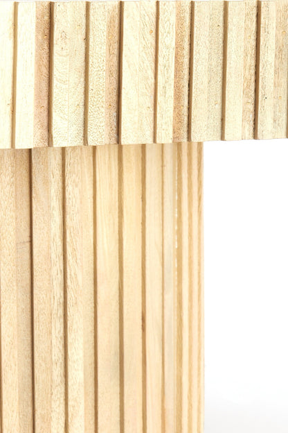Stilvoller Couchtisch aus Mangoholz für Wohnzimmer