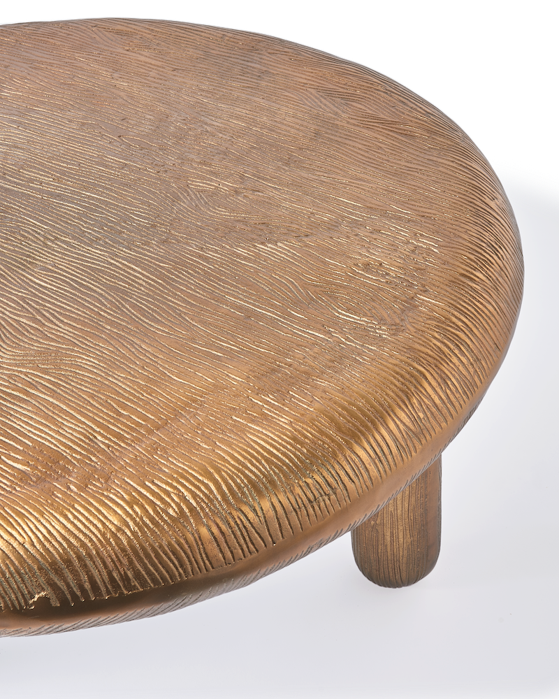 Thick Disk Coffee Table in Kupfer