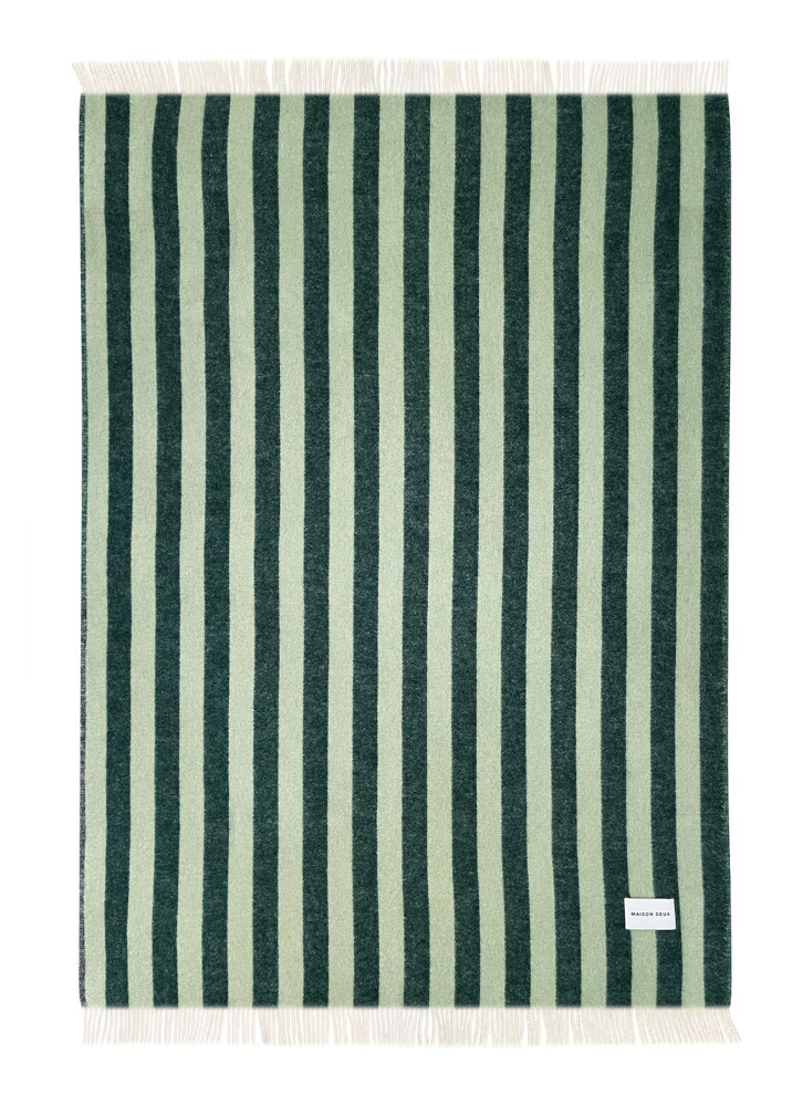 Candy Wrap Decke Grün-Salbei von Maison Deux