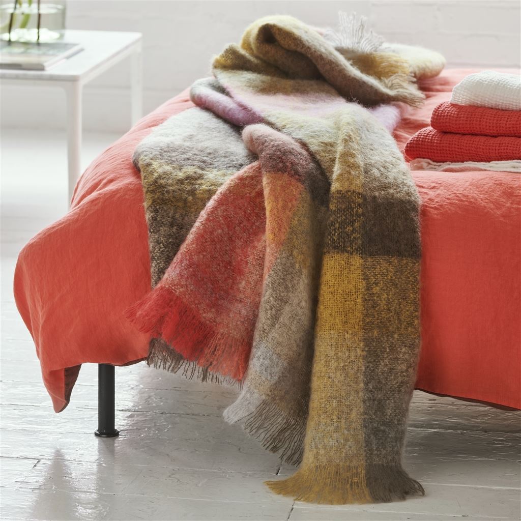 Mohair-Wolldecke FONTAINE SEPIA der Marke Designers Guild