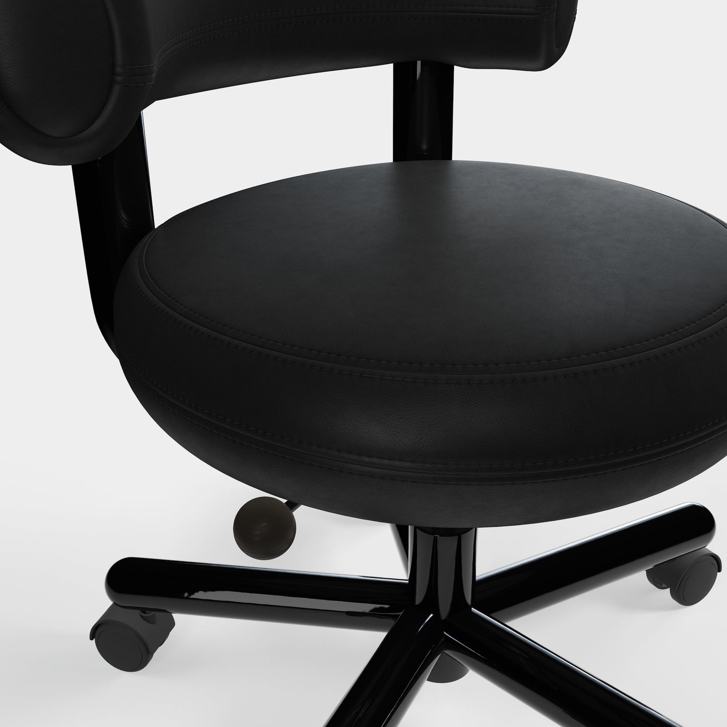 Fat Work Chair Black Leather – Gepolsterter Design Bürostuhl mit Rollen