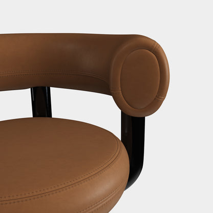 Fat Work Chair Cognac Leder – Gepolsterter Design Bürostuhl mit Rollen