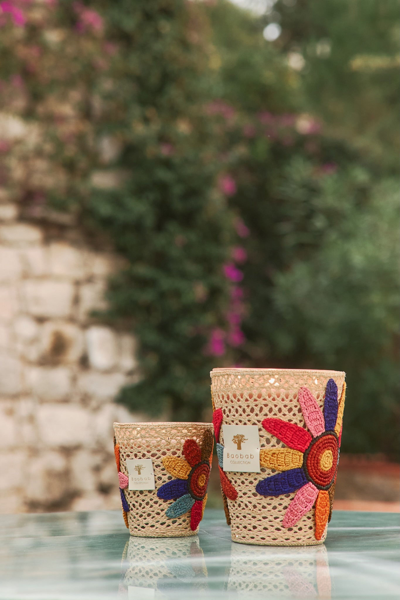 Duftkerzen Tournesol von Baobab Collection - Glas mit handgehäkeltem Raffia