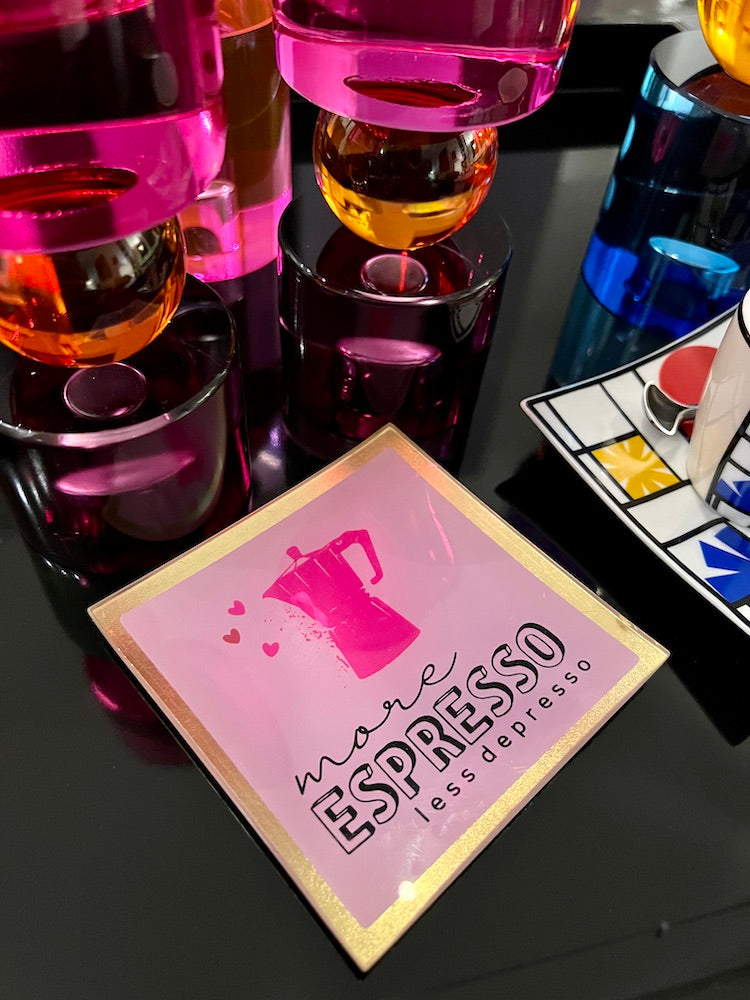 Glasteller MORE ESPRESSO in rosa, gold der Marke GiftCompany